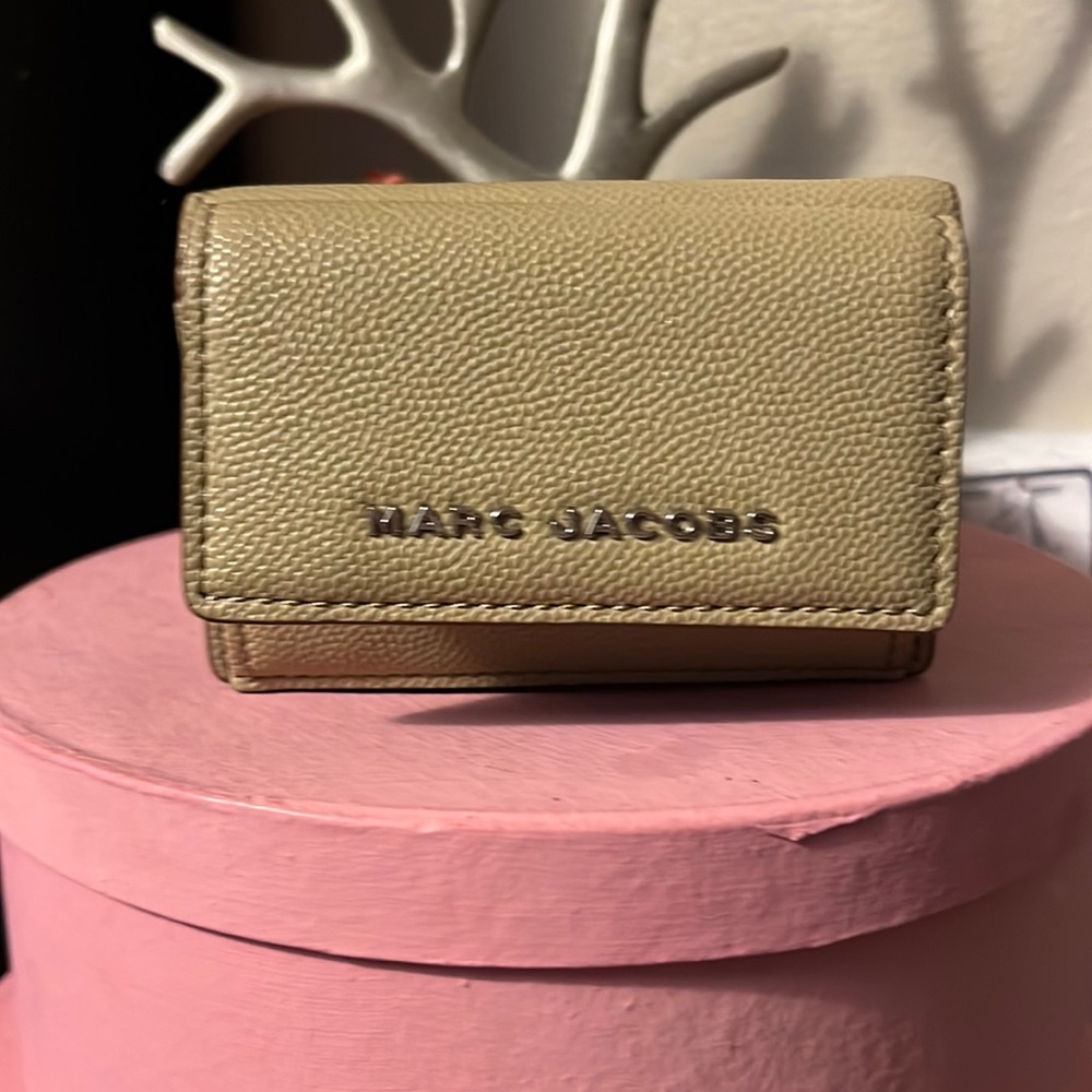 Marc jacobs wallet